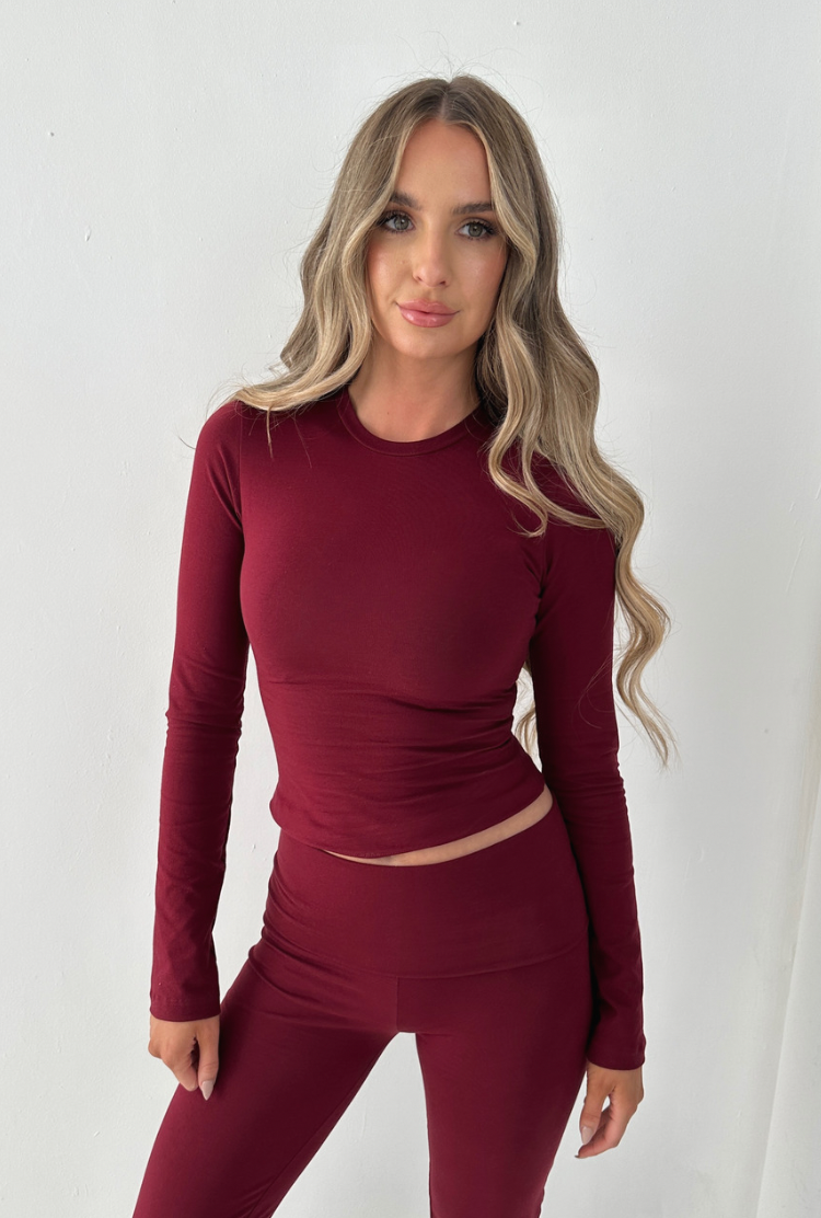 ADIA Long Sleeved Fitted Tee in Burgundy Jersey