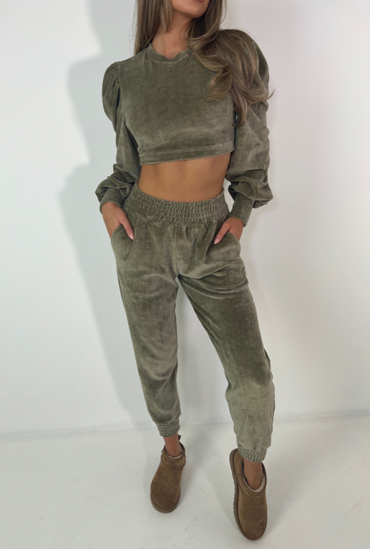 FREYA Classic Jogger Set in Khaki Velour